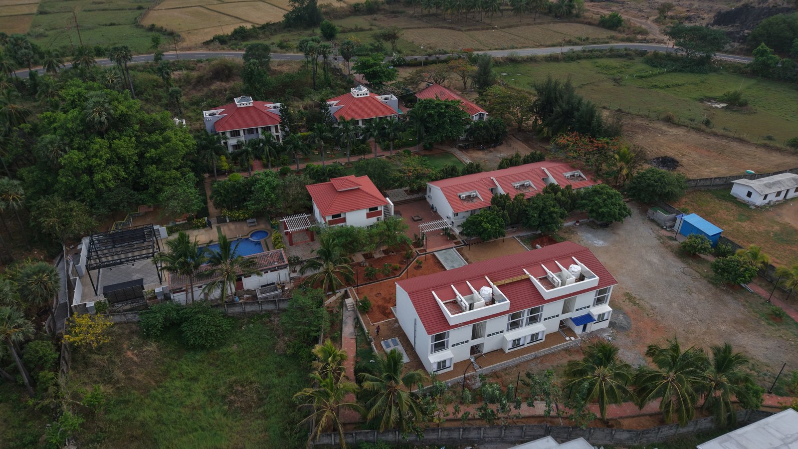 Best Resorts in Courtallam