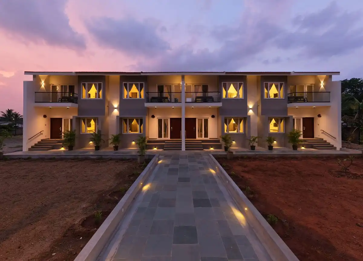 Best Resorts in Courtallam